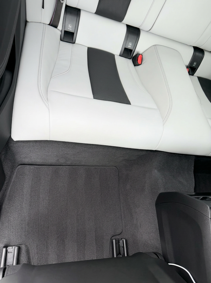 BMW M4 rear seats